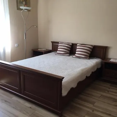 Vali Vendeghaz Балатонфеньвеш